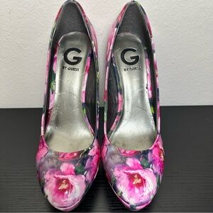 G by Guess Women's Floral Pink Heels